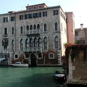3* Bed & Breakfast At A Palazzo