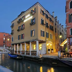 3* Hotel Arlecchino